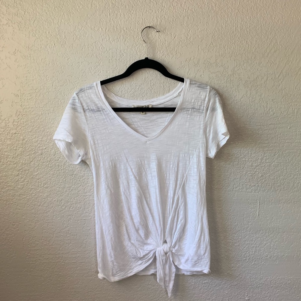 •Express• Knot Detail Tee